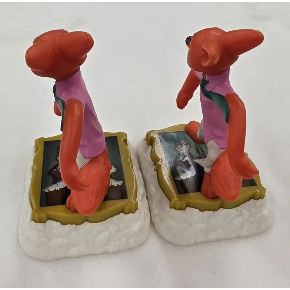 Zootopia 2 Fox Figurines  on Bases Orange/Purple/White Plastic lot of 2